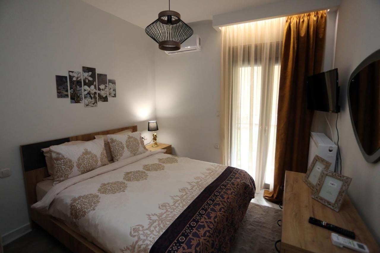La Luxury Trekke Apartment Larissa